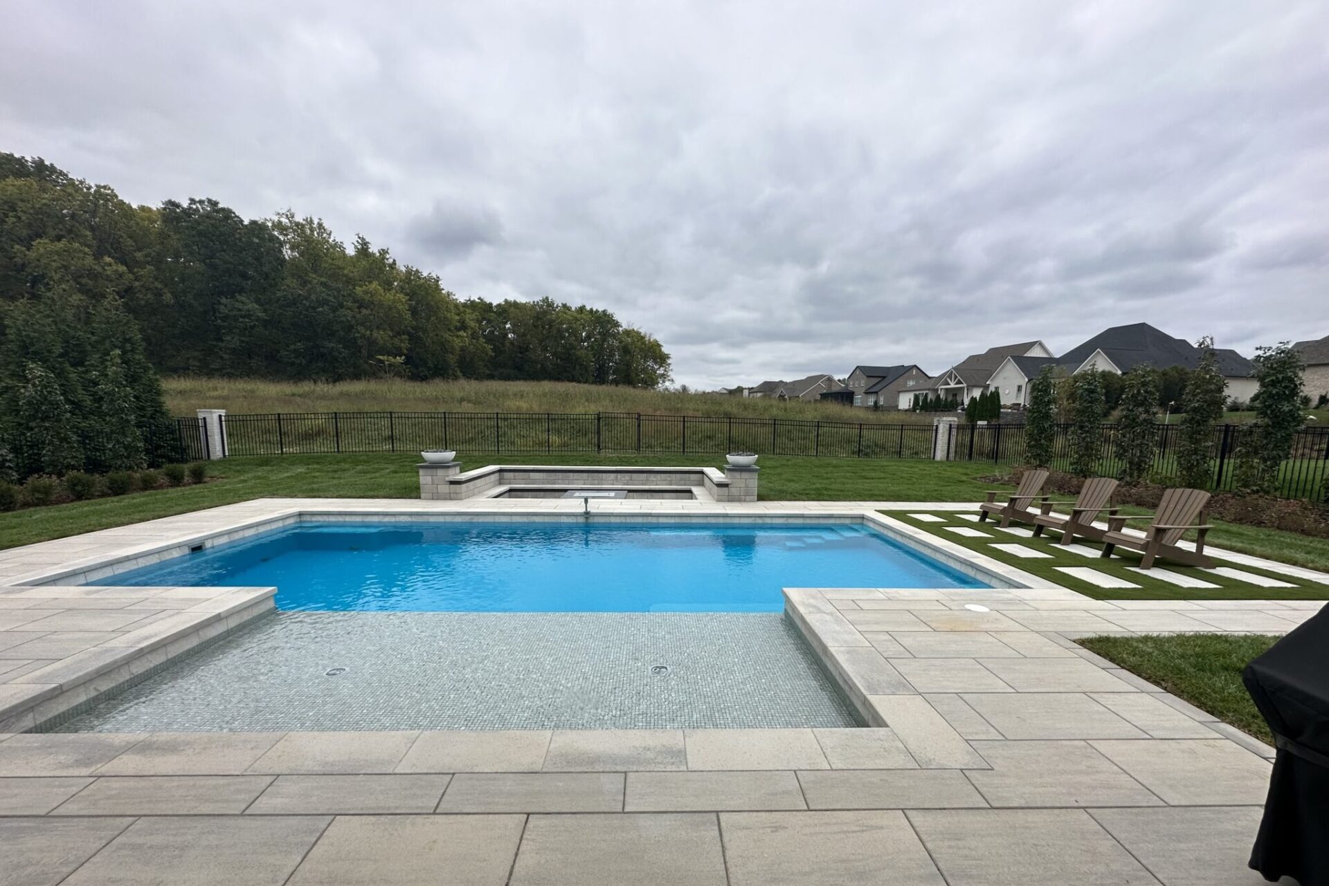 FiberglassPool_CustomIngroundPools_CustomPoolBuilder