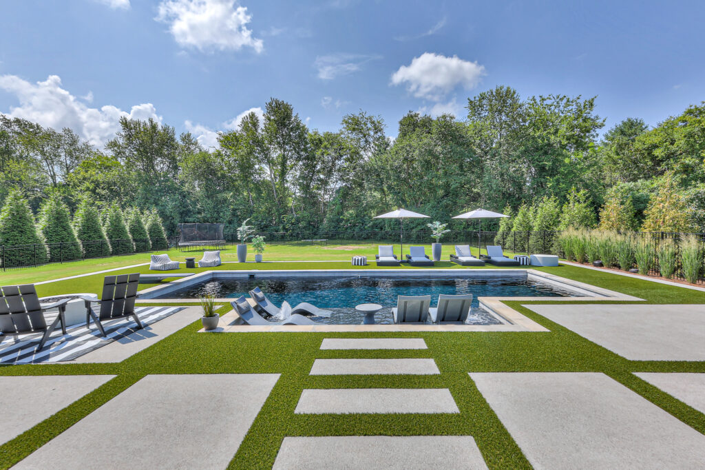 Leisure Pools Infinity - Ebony Blue - Kevin Sparks Signature Pools
