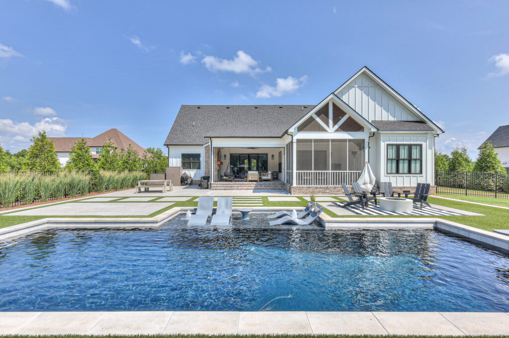 Leisure Pools Infinity - Ebony Blue - Kevin Sparks Signature Pools